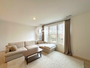 1526 Blanche St in Charlotte, NC - Building Photo - Building Photo