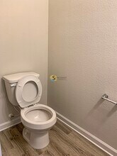 3551 Rain Forest Dr W in Jacksonville, FL - Building Photo - Building Photo