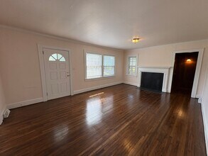 4812 E W.T. Harris Blvd in Charlotte, NC - Building Photo - Building Photo