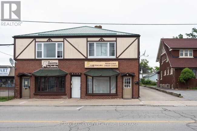 5126-5126 Victoria Ave in Niagara Falls, ON - Building Photo - Building Photo