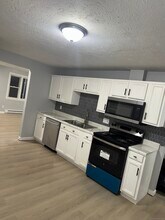 641 Middletown Ave in New Haven, CT - Building Photo - Building Photo