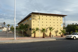 332 W Cincinnati Ave in Las Vegas, NV - Building Photo - Building Photo