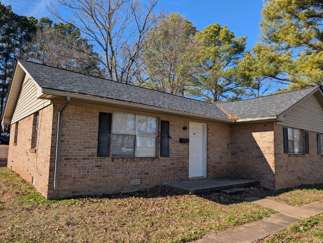 120 Willow Ln in Martin, TN - Foto de edificio - Building Photo