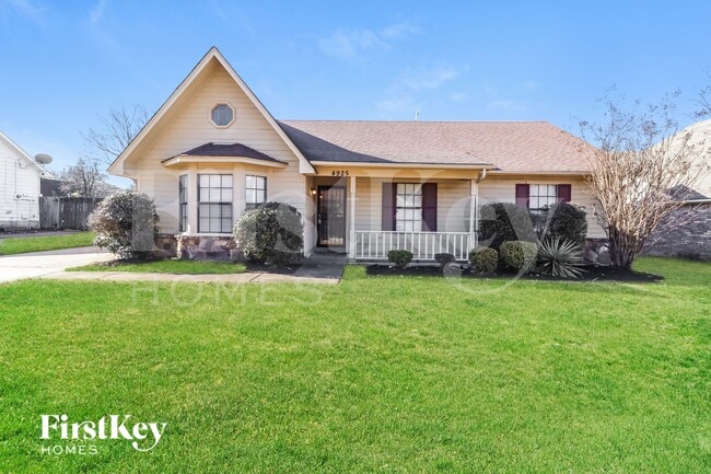 property at 4925 Water Fowl Ln