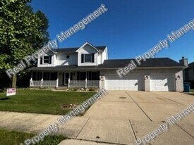 53 Summerhill Dr in Dyer, IN - Building Photo
