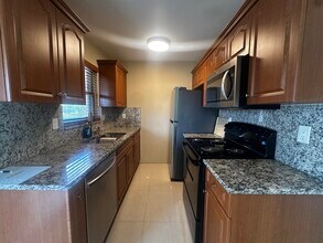 3500 Lake Ave in West Palm Beach, FL - Building Photo - Building Photo