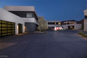 750 Dragon Ridge Dr in Henderson, NV - Building Photo - Building Photo