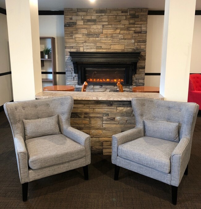 Oak Hill Senior Apartments in Taylor, PA - Building Photo - Building Photo