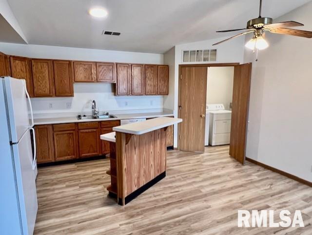 1327 W Covington Ct in Peoria, IL - Building Photo - Building Photo