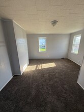 2634 PA 119 in Crabtree, PA - Foto de edificio - Building Photo