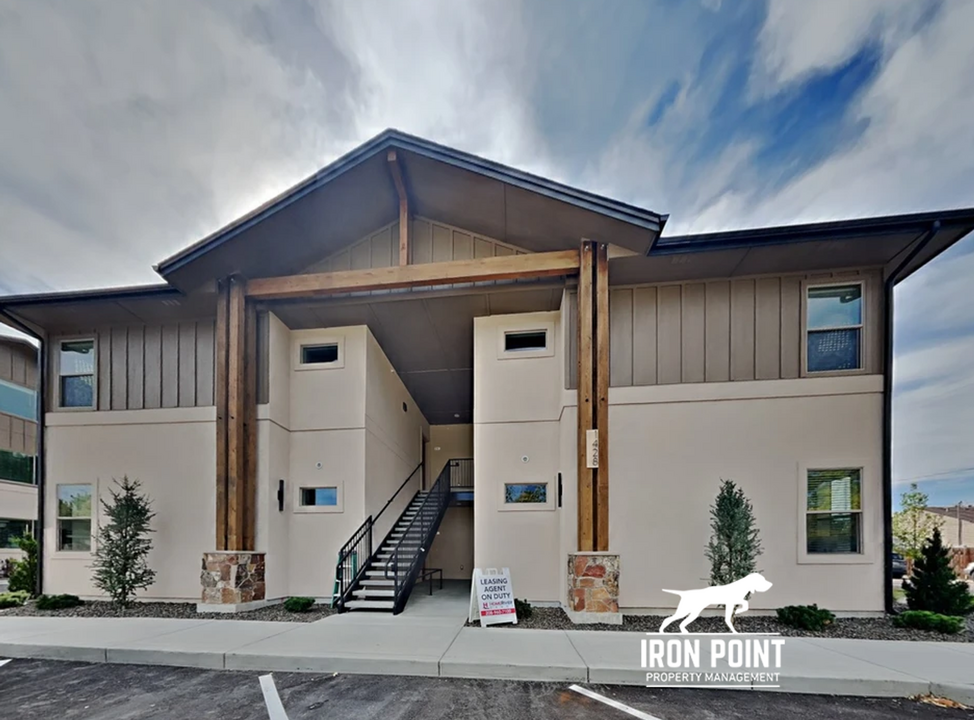 1428 N Ethridge Ln-Unit -A-101 in Boise, ID - Building Photo