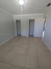 2323 Van Buren St in Hollywood, FL - Building Photo - Building Photo