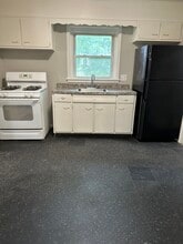 104 1/2 Bernard St, Unit 1 in Rochester, NY - Building Photo - Building Photo