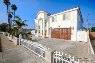 9521 Oasis Ave in Garden Grove, CA - Building Photo - Building Photo