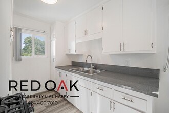 14039 Archwood St in Los Angeles, CA - Building Photo - Building Photo