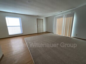 1813 Jamestown Rd in Swansea, IL - Building Photo - Building Photo