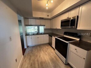 5647 Summerside Ln in Sarasota, FL - Building Photo - Building Photo