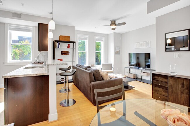 1832 18th St NW in Washington, DC - Building Photo - Building Photo