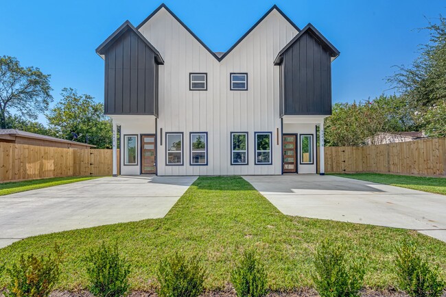 property at 5642 Hirondel