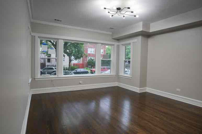 4850 W Nelson St-Unit -1 in Chicago, IL - Building Photo - Building Photo