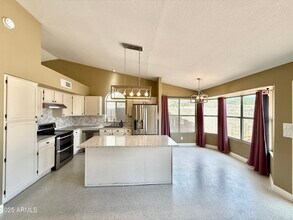 2218 E Desert Trumpet Rd in Phoenix, AZ - Building Photo - Building Photo