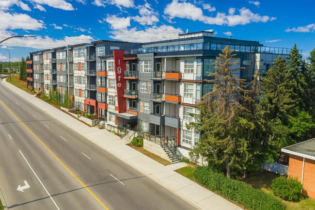 Lyfe Apartments