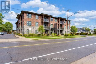 257 Millen Rd in Hamilton, ON - Building Photo