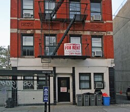 154 E 106th St in New York, NY - Building Photo - Building Photo