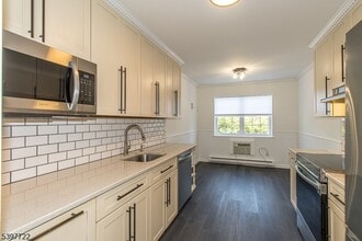 530 Park Ave in Scotch Plains, NJ - Building Photo - Building Photo