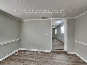 2334 Auburn St S in St. Petersburg, FL - Foto de edificio - Building Photo