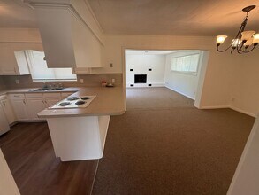 309 Gamarra Rd in Pensacola, FL - Building Photo - Building Photo