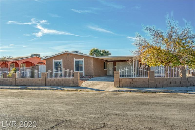 3315 S Pioneer Ave in Las Vegas, NV - Building Photo - Building Photo