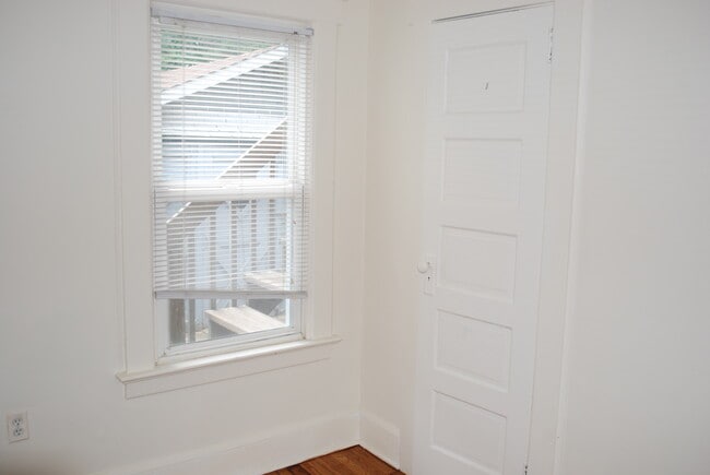 220 N 4th Ave, Unit 2nd Floor in Highland Park, NJ - Building Photo - Building Photo
