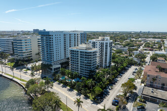 Villa Lofts in West Palm Beach, FL - Building Photo - Building Photo