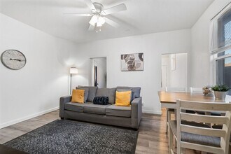 566 E 800 S in Salt Lake City, UT - Building Photo - Building Photo