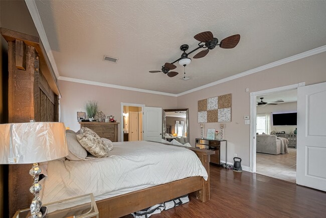 property at 18914 Hikers Trail Dr