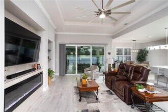 3727 Wild Blossom Pl in Parrish, FL - Building Photo - Building Photo