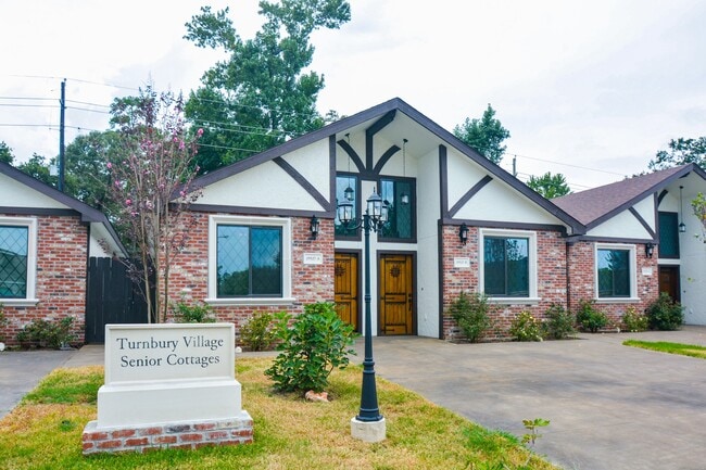 property at 29527 Turnbury Village Dr