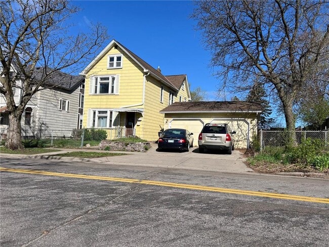 property at 657 Plum St