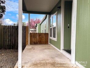 1313 Bramblewood Ln in Eugene, OR - Building Photo - Building Photo