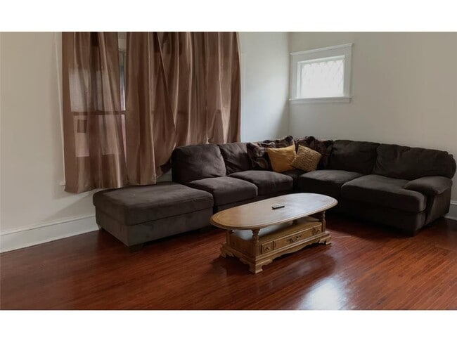 2818 Dupont Ave N in Minneapolis, MN - Building Photo - Building Photo