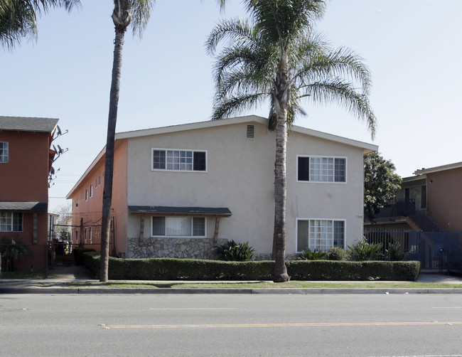 Century South Apartments in Santa Ana, CA - Building Photo - Building Photo