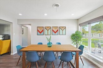 530 E Tyler St in Richardson, TX - Building Photo - Building Photo