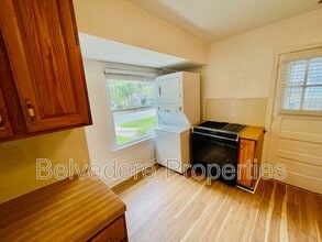 2718 Robin Hood Dr in Greensboro, NC - Building Photo - Building Photo