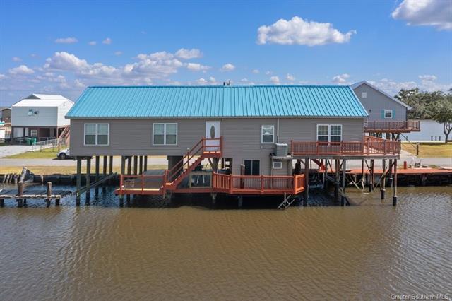 7230 Pirates Cove in Sulphur, LA - Foto de edificio - Building Photo