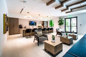 Legacy at 36th in Miami, FL - Building Photo - Building Photo