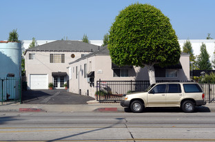 523 N La Brea Ave Apartments