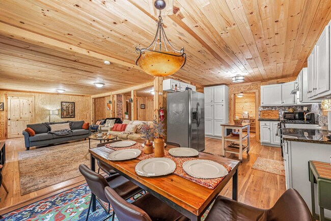 5351 AL-117 in Mentone, AL - Building Photo - Building Photo