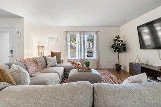 10918 Listi Dr in Dallas, TX - Building Photo - Building Photo