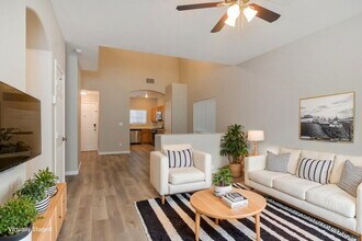 4815 Longshot Dr in Las Vegas, NV - Building Photo - Building Photo